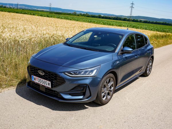 Ford Focus EcoBoost Hybrid 125 PS M6 ST-Line “Style”