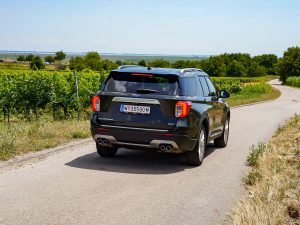 Ford Explorer PHEV Platinum