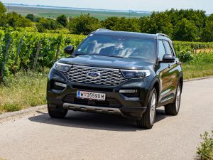 Ford Explorer PHEV Platinum
