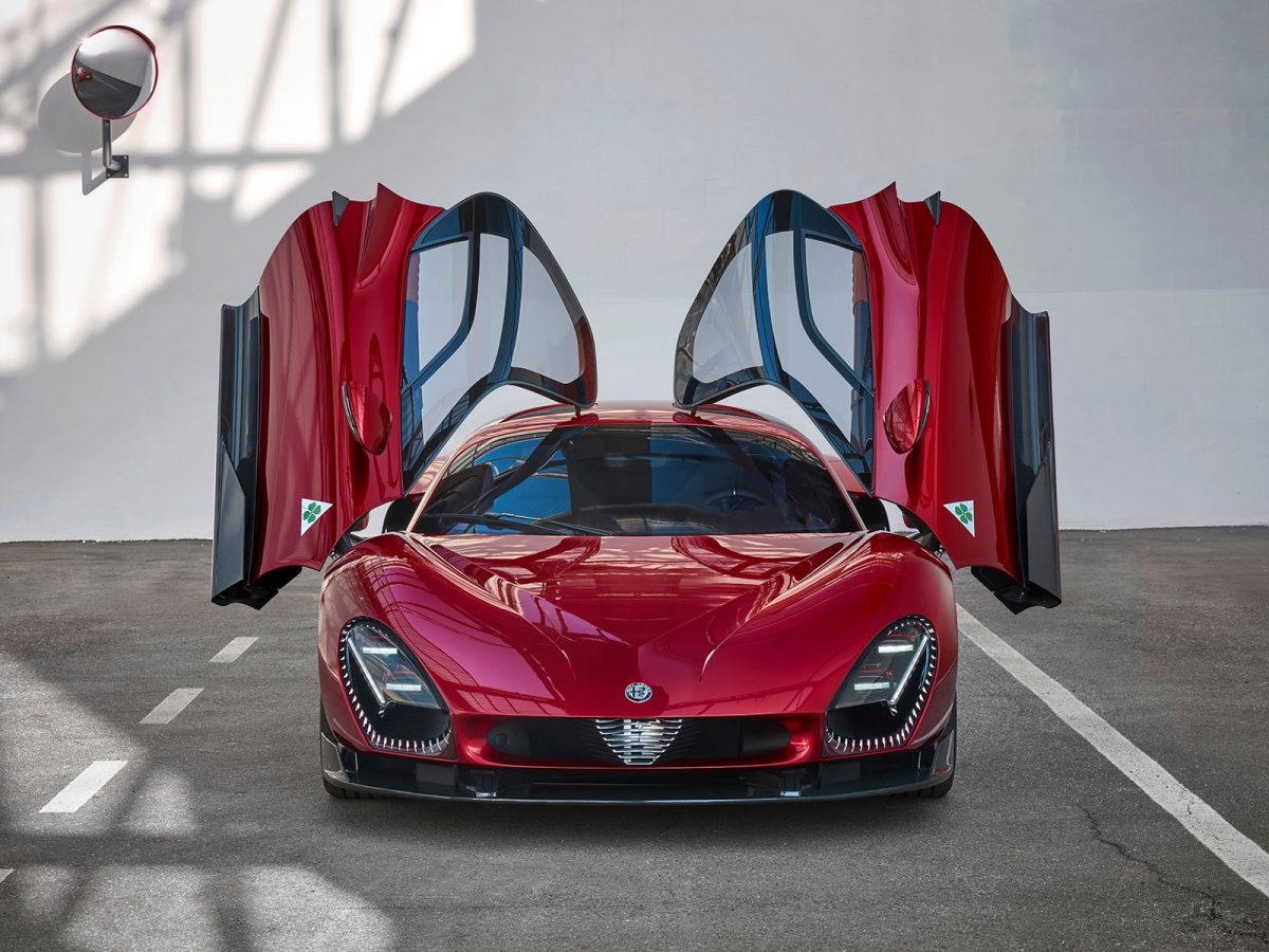 Alfa Romeo 33 Stradale (c) Alfa Romeo