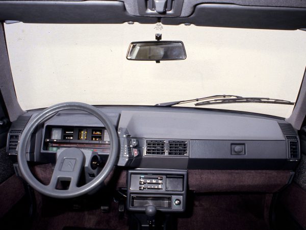 (c) Citroen