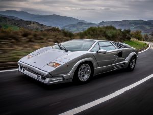 Lamborghini Countach (c) Lamborghini