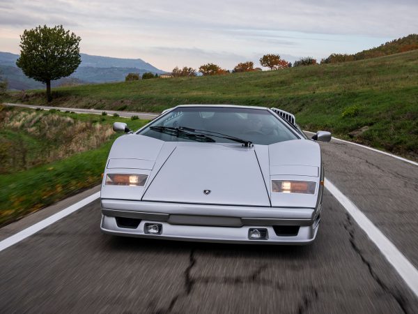 Lamborghini Countach (c) Lamborghini