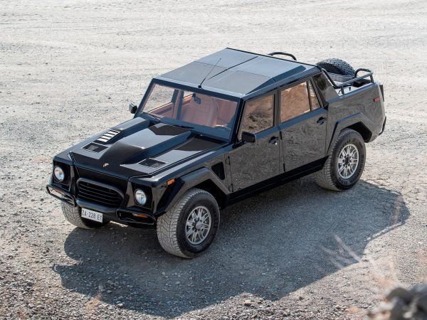 Lamborghini LM002 (c) Lamborghini