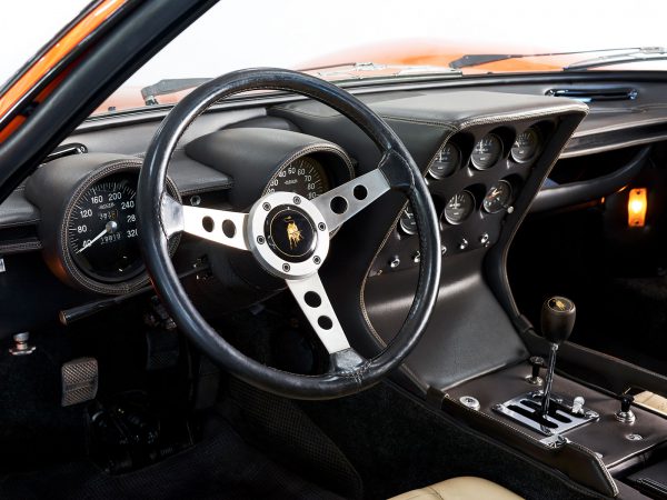 Lamborghini Miura (c) Lamborghini