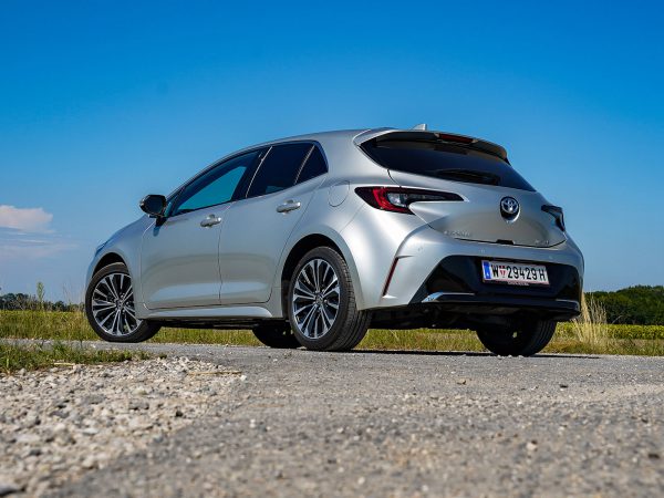 Toyota Corolla 1,8 Hybrid Active Drive