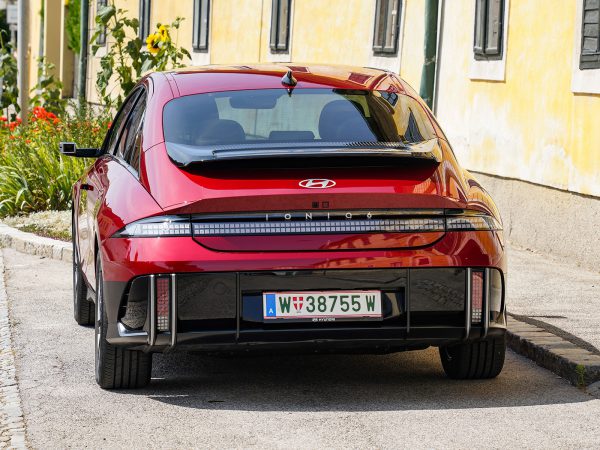 Hyundai IONIQ 6 Top Line Long Range RWD