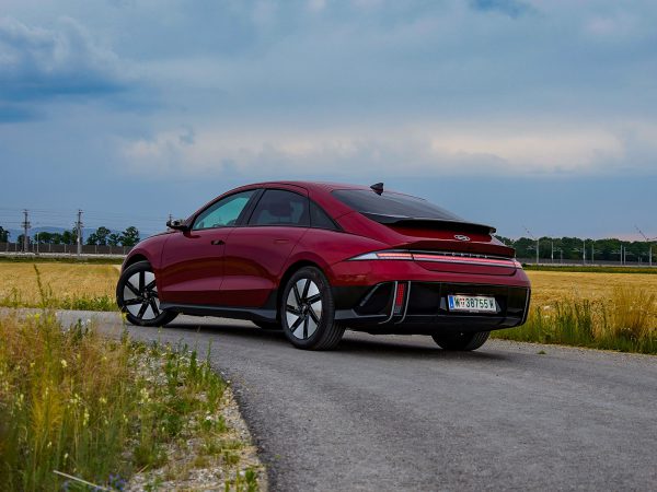 Hyundai IONIQ 6 Top Line Long Range RWD