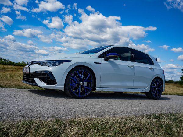 VW Golf R 20 Years Edition