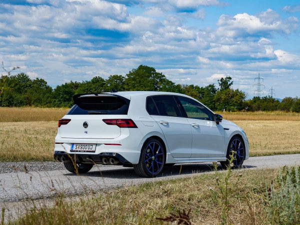 VW Golf R 20 Years Edition