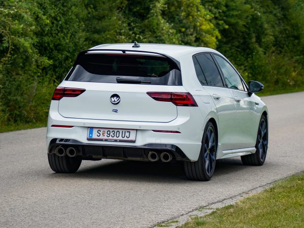 VW Golf R 20 Years Edition