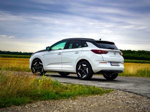 Opel Grandland GSe