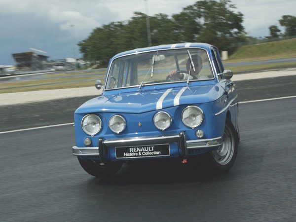 Renault 8