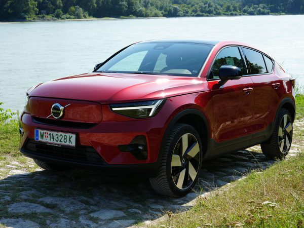 Volvo C40 Recharge Pure Electric Twin AWD Ultimate