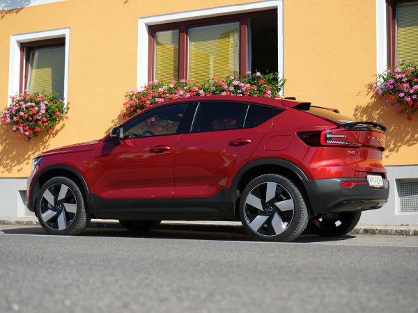 Volvo C40 Recharge Pure Electric Twin AWD Ultimate