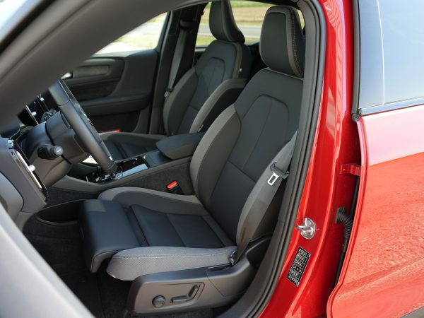 Volvo C40 Recharge Pure Electric Twin AWD Ultimate
