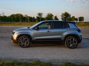 Jeep Avenger Summit BEV 54 kWh