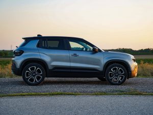 Jeep Avenger Summit BEV 54 kWh