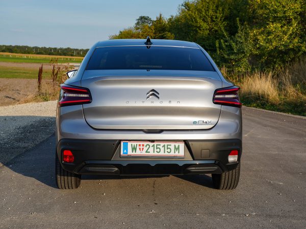 Citroen e-C4 X Shine Pack