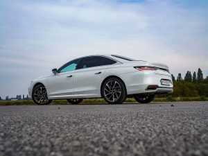 DS 9 E-TENSE 250 Rivoli+