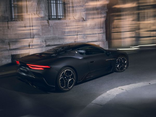 (c) Maserati