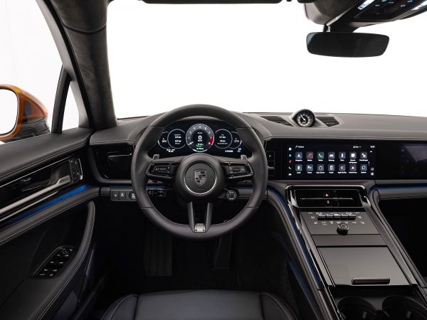 (c) Porsche