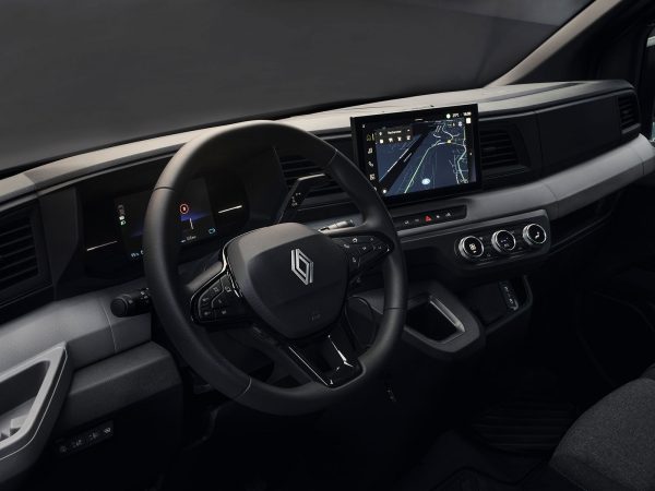 (c) Renault Communications