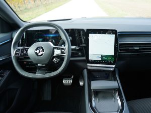 Renault Espace E-Tech Full Hybrid 200