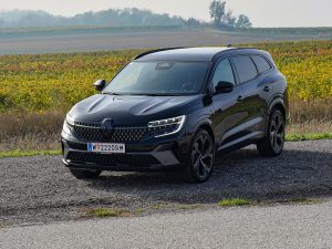 Renault Espace E-Tech Full Hybrid 200