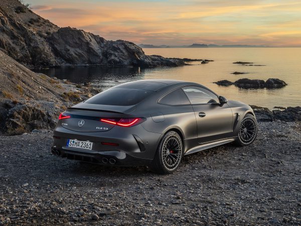 (c) Mercedes-AMG