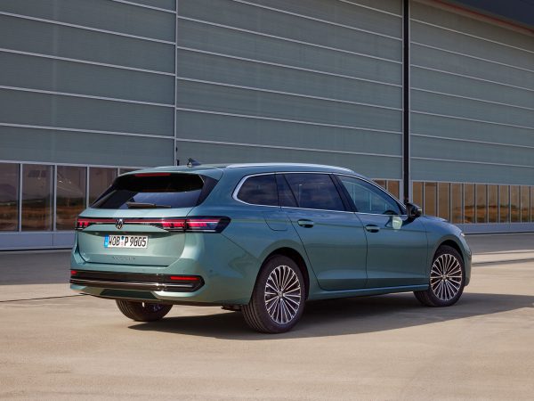 (c) Volkswagen AG