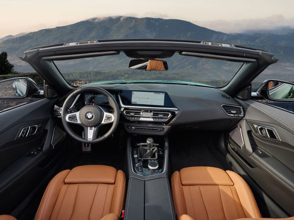 (c) BMW