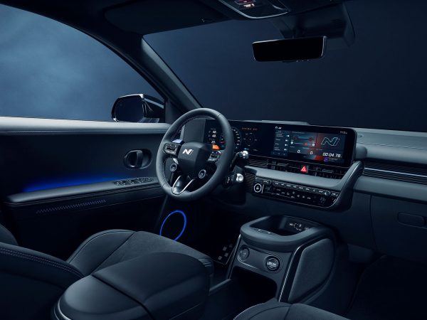 (c) Hyundai