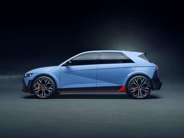 (c) Hyundai