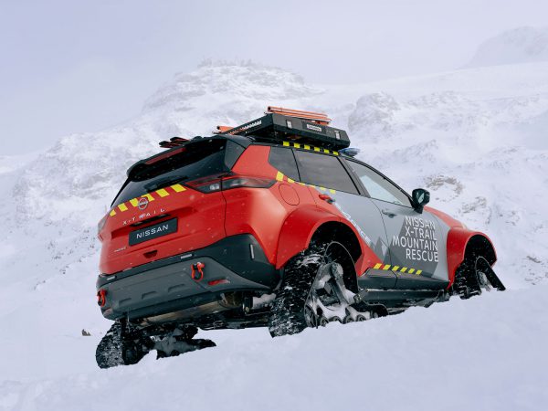 (c) Nissan