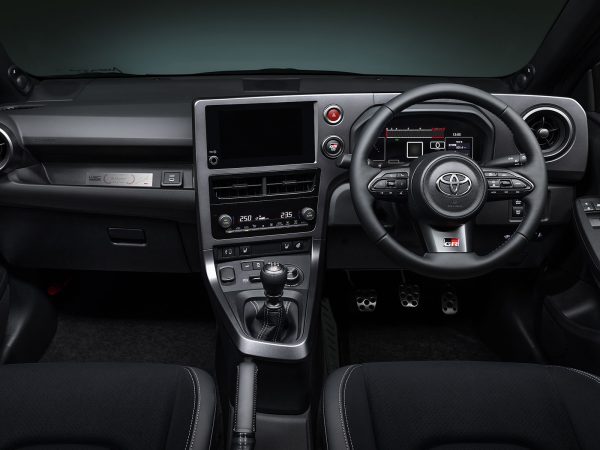(c) Toyota