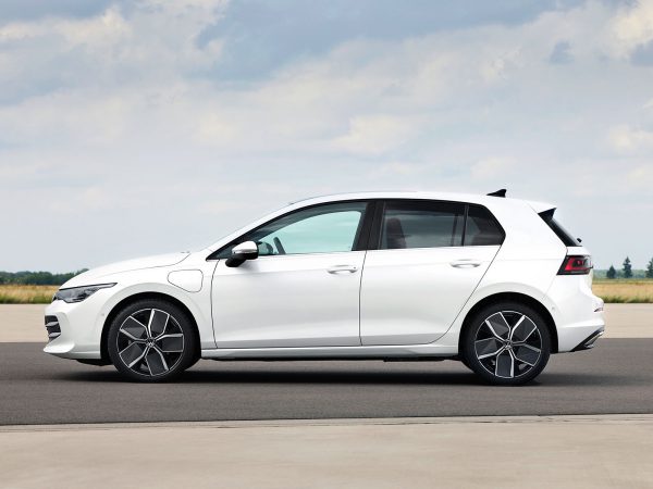 (c) Volkswagen AG