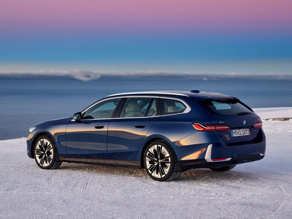 (c) BMW