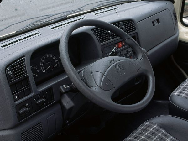 (c) Citroen