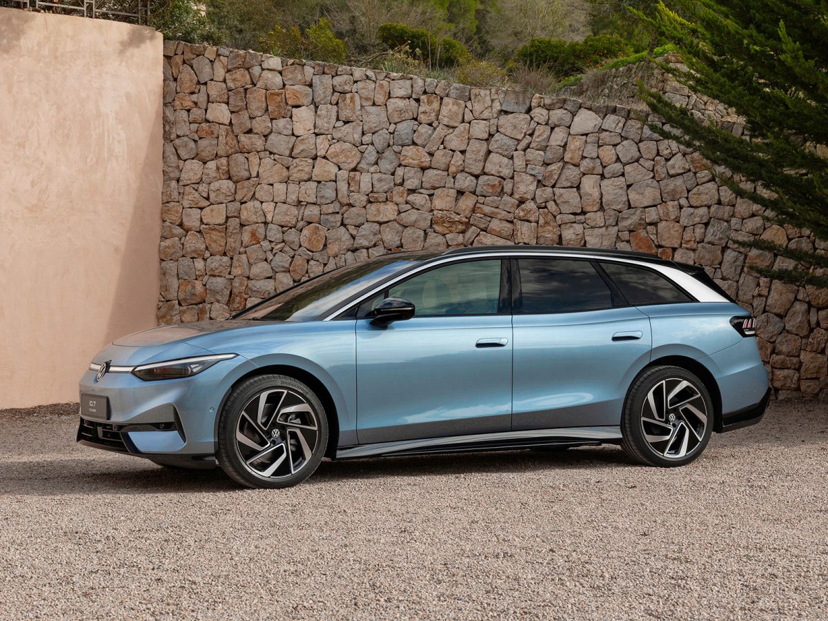 (c) Volkswagen AG
