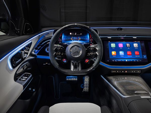 (c) Mercedes-Benz Group