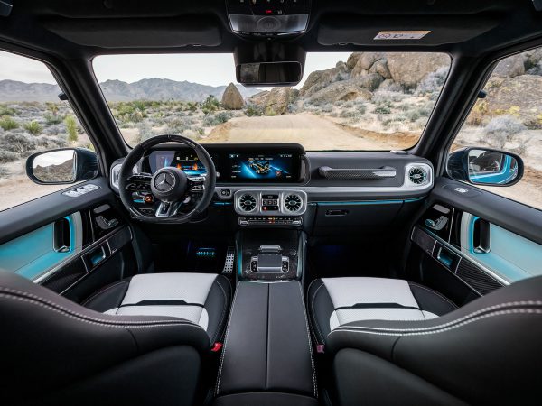 (c) Mercedes-Benz AG