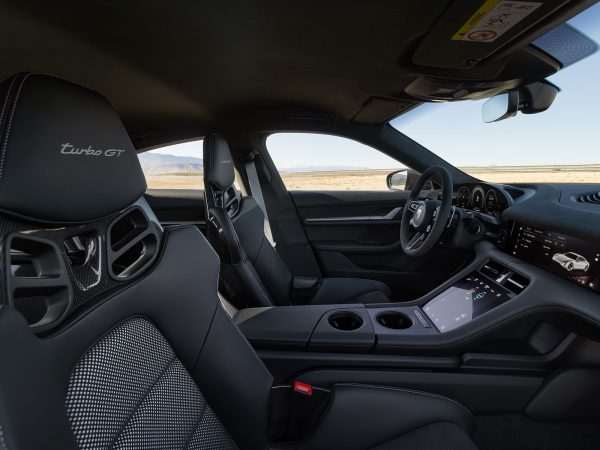 (c) Porsche