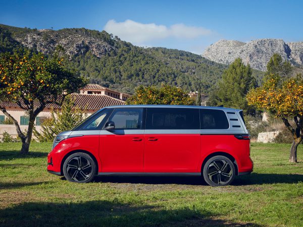 (c) Volkswagen AG