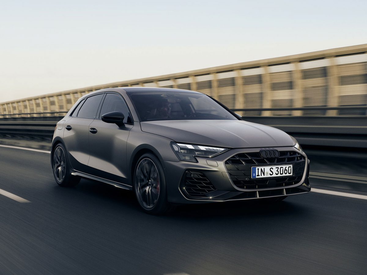 (c) Audi AG