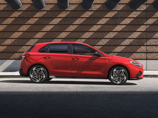 (c) Hyundai
