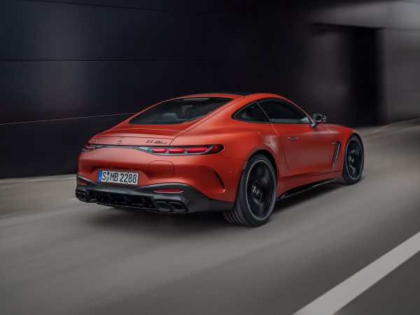 (c) Mercedes-Benz Group