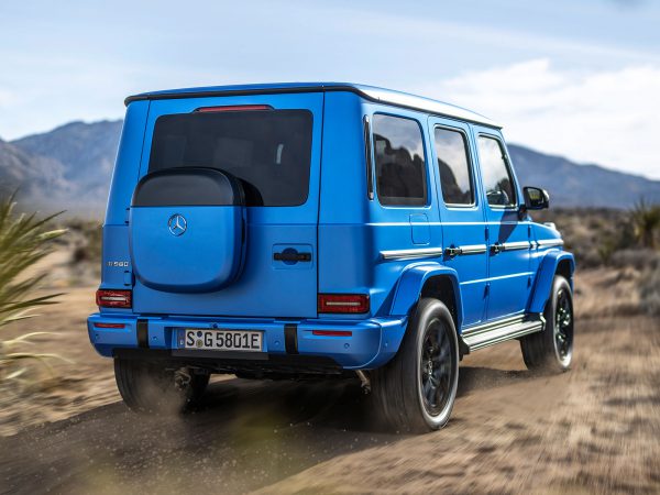 (c) Mercedes-Benz Group