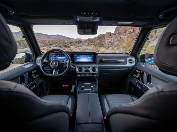 (c) Mercedes-Benz Group
