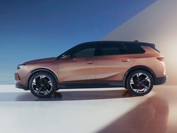 (c) Opel